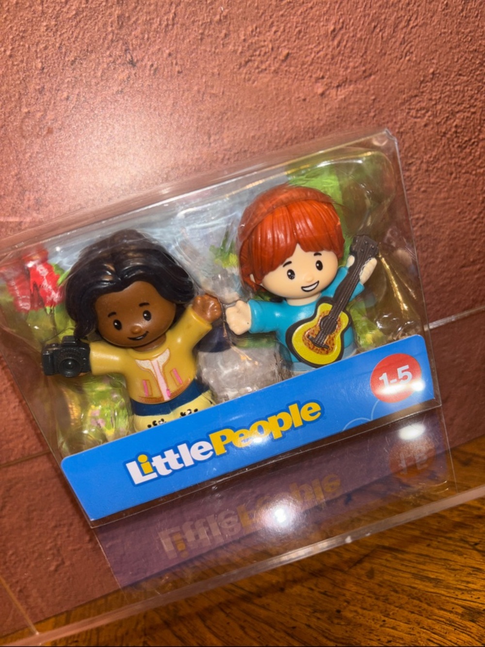 Fisher Price Little People Story Starter Figure Set Photographer and guitarist